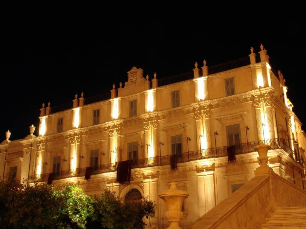 Landolina Palace Hotel โนโต ภายนอก รูปภาพ